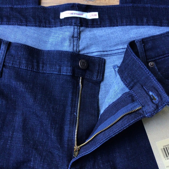 Levi’s Classic Straight Mid-Rise Size 26W - Picture 5 of 14